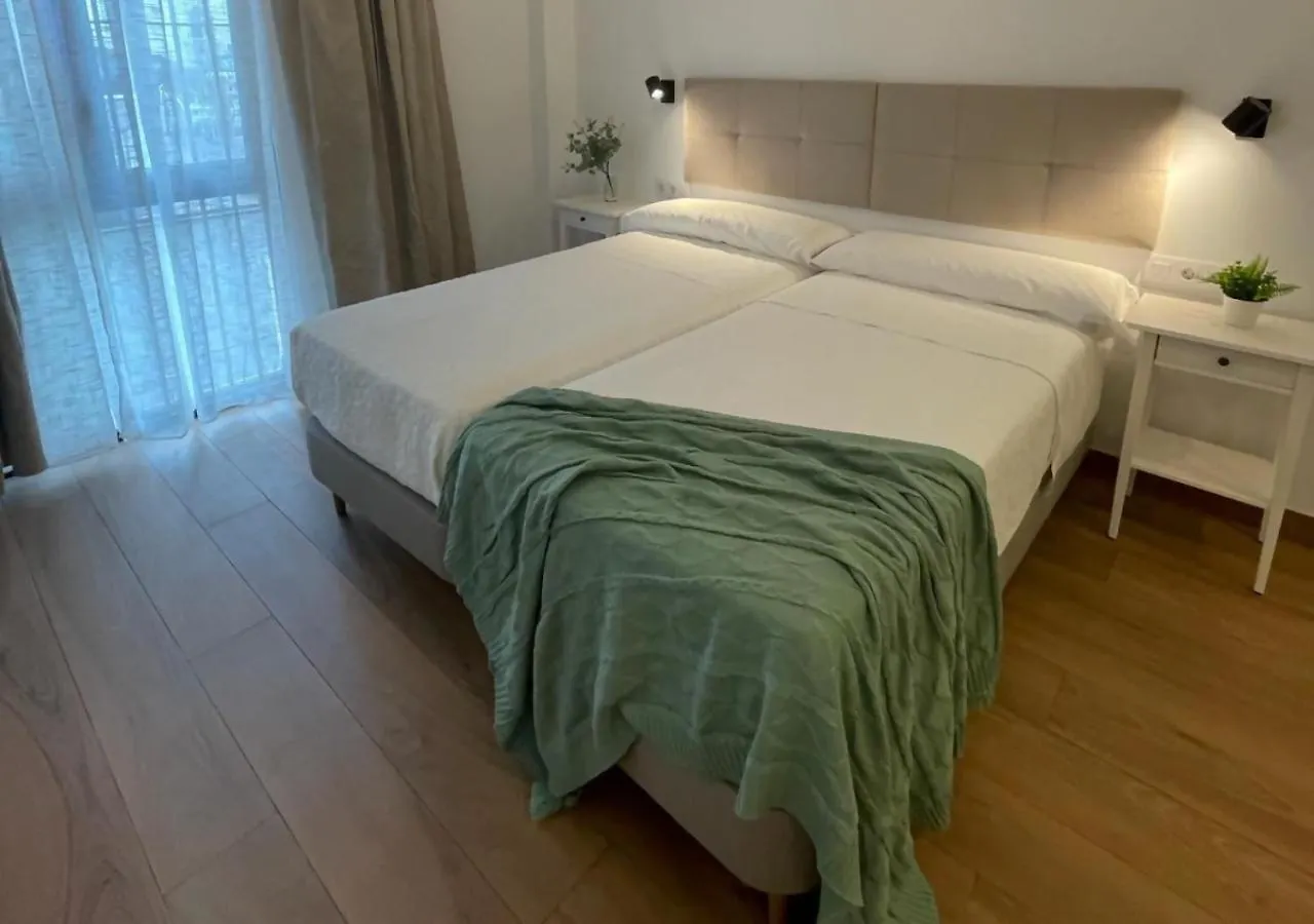 Apartment Global Suites Sevilla